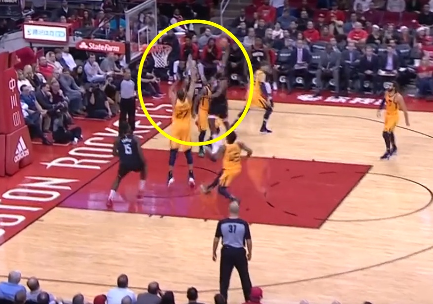  马赛,主场逆转尼斯,德比战点燃球迷激情